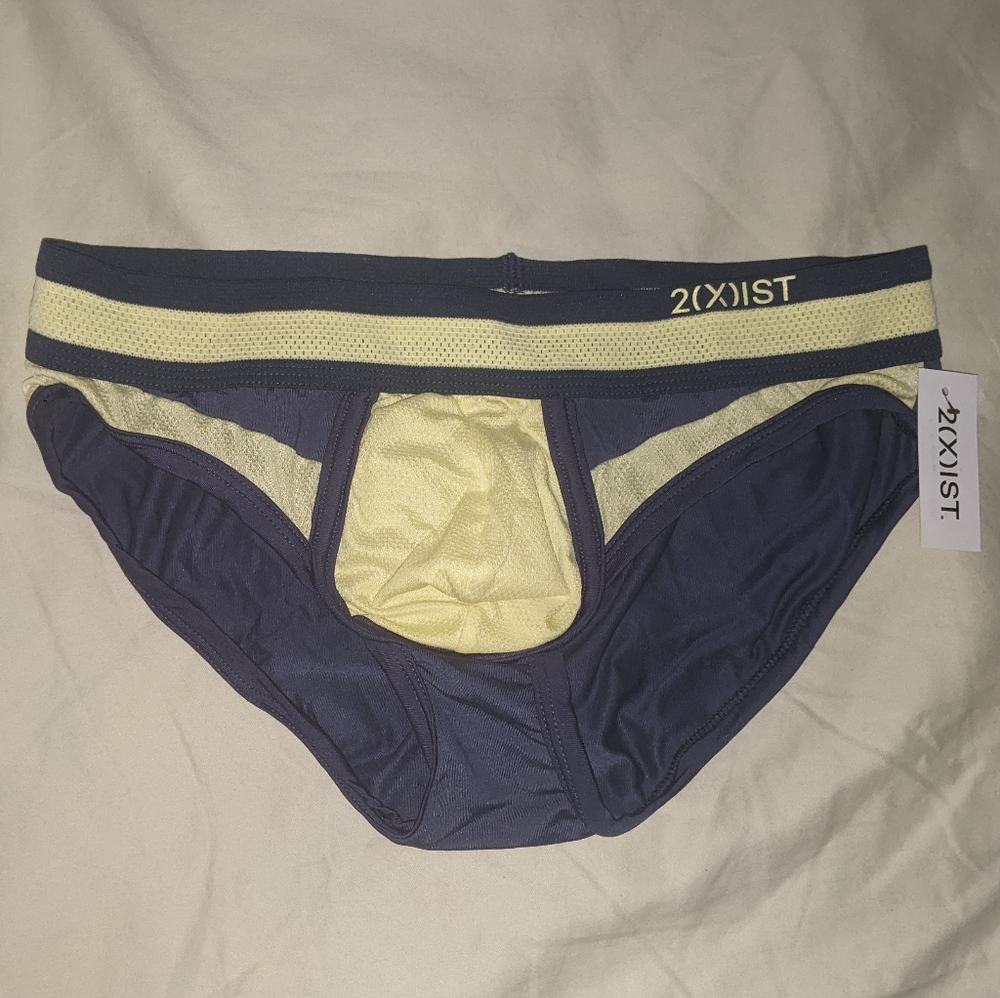 2(x)ist briefs size small